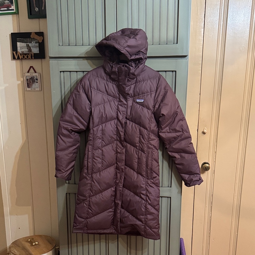 Patagonia Women's Plum Puffer Jacket
